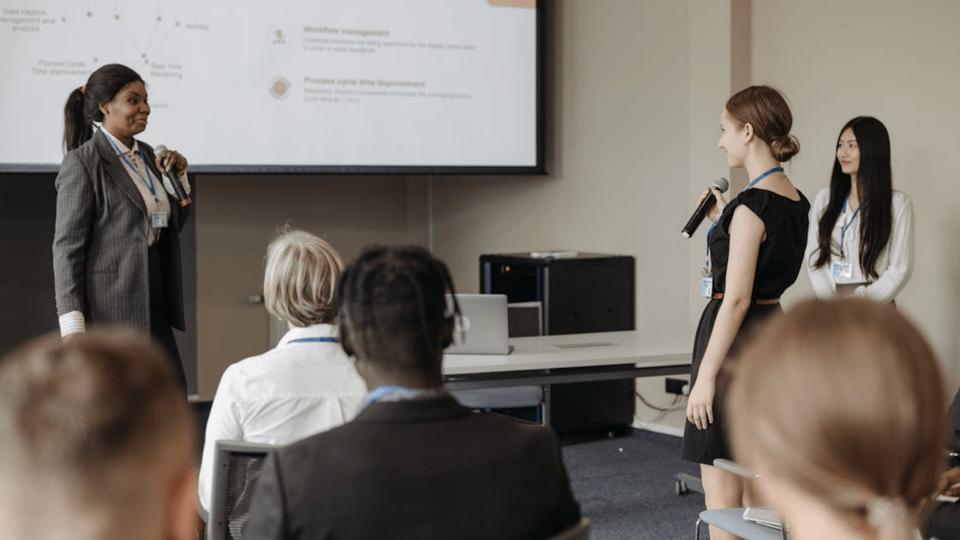 image representing the meeting-and-minutes-manager tool.